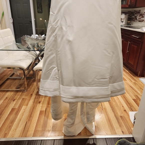 CASABLANCA ivory Bride Strappless Wedding Dress Size 4 - Picture 13 of 16